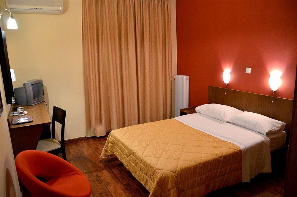 Hotel Exarchion Athens Exterior photo