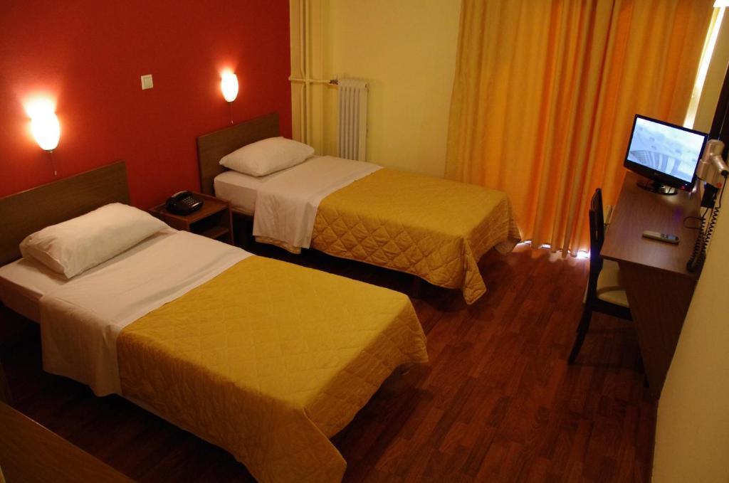 Hotel Exarchion Athens Room photo