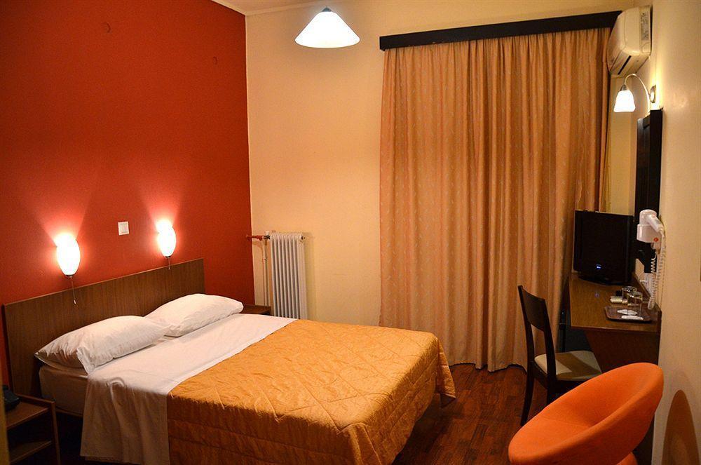 Hotel Exarchion Athens Exterior photo