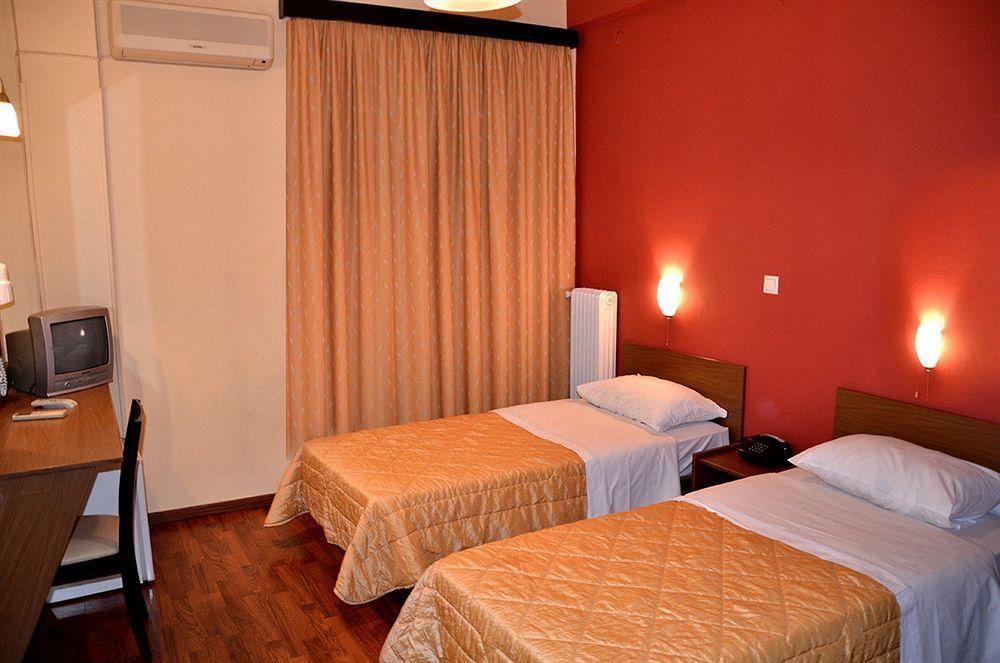 Hotel Exarchion Athens Exterior photo